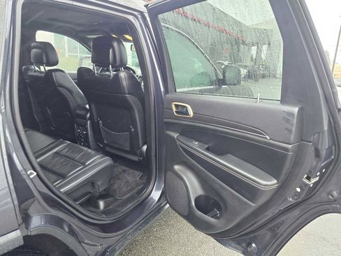 Used 2015 Jeep Grand Cherokee Limited w/ Trailer Tow Group IV image 14