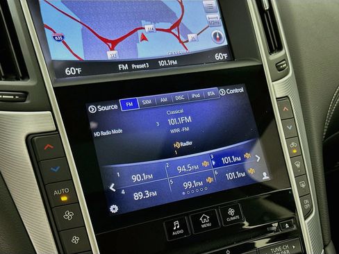 Used 2019 INFINITI Q50 Luxe w/ Essential Package (3.0T Luxe) RWD image 16