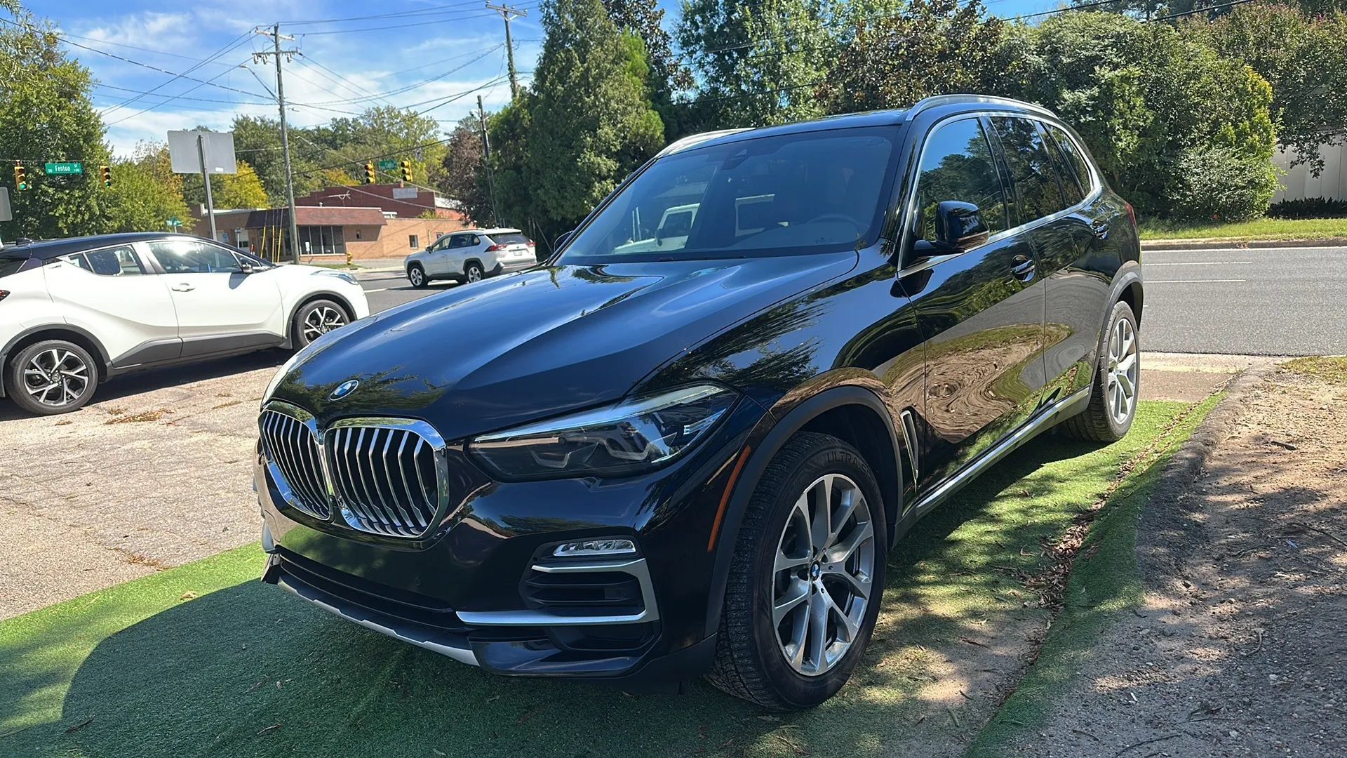 Used 2020 BMW X5 xDrive40i w/ Convenience Package AWD/4WD image 3