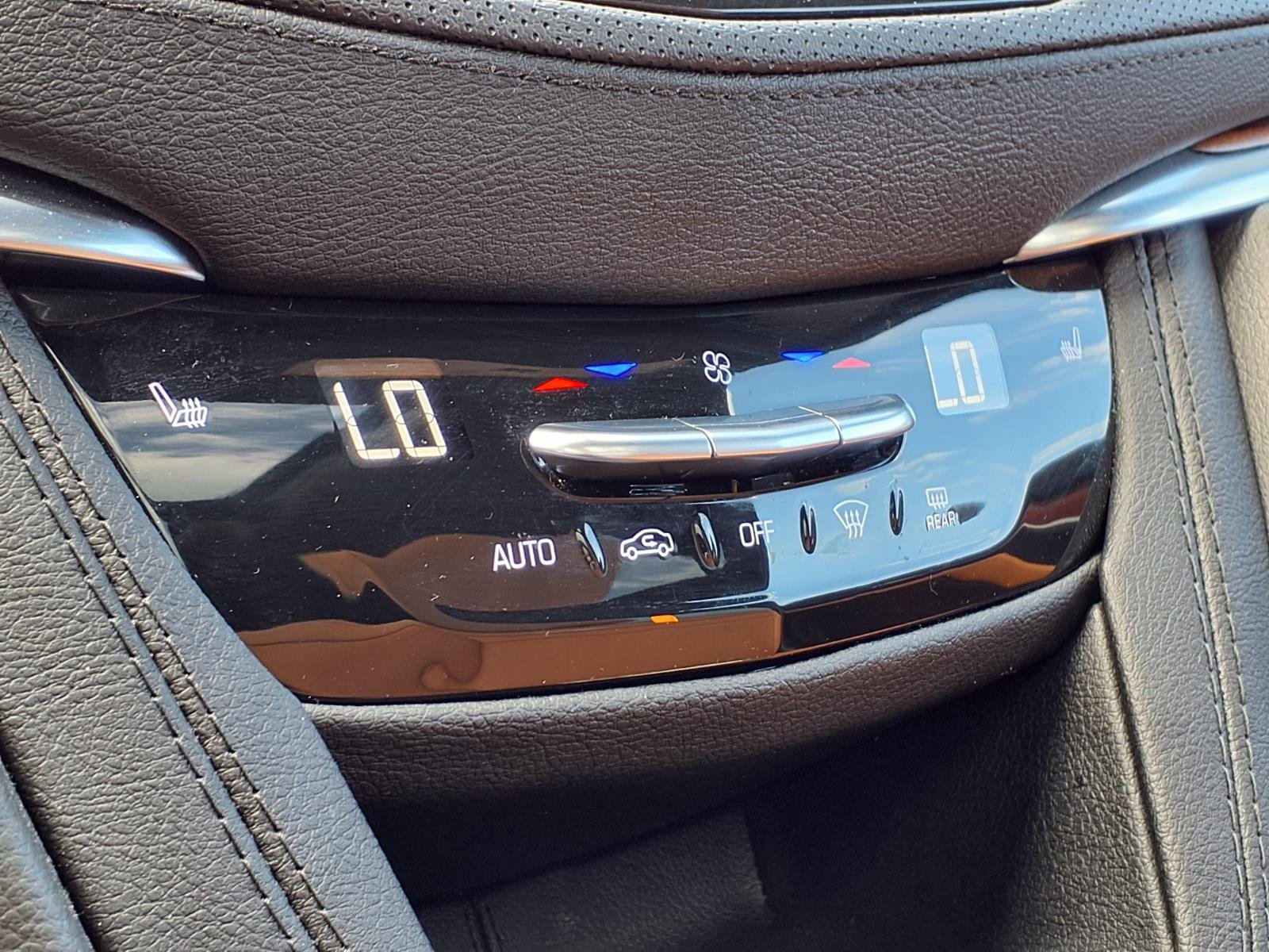 Used 2024 Cadillac XT5 Premium Luxury AWD/4WD image 25