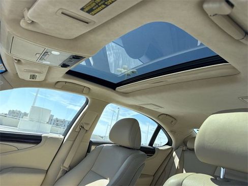 Used 2014 Lexus LS 460 L image 22