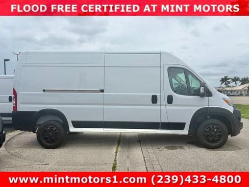 Used 2023 RAM ProMaster 2500 w/ Black Appearance Package FWD image 3