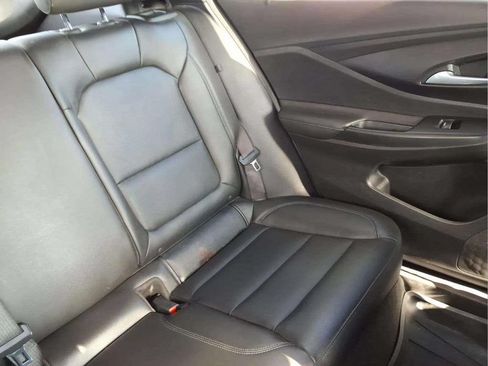 Used 2024 Buick Envista Sport Touring FWD image 17