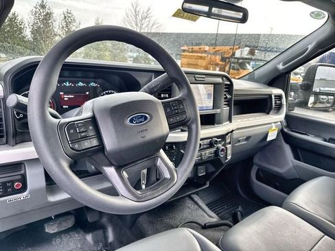 New 2026 Ford F450 XL w/ XL Chrome Package image 13