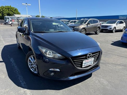 Used 2016 MAZDA MAZDA3 i Grand Touring FWD image 2