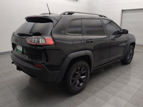 Used 2019 Jeep Cherokee Latitude image 9