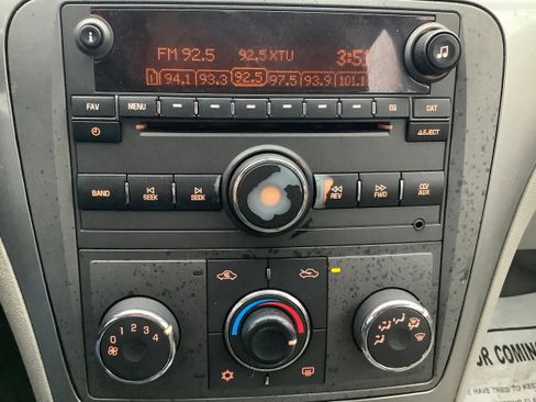 Used 2009 Saturn Aura XE w/ Preferred Package FWD image 17