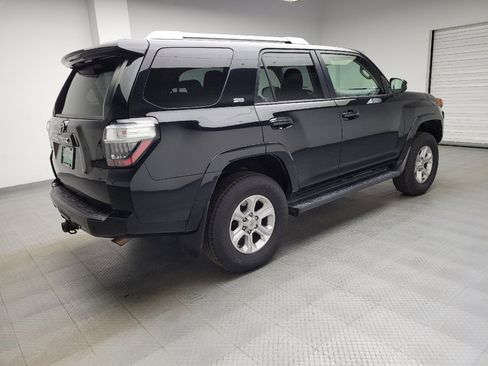 Used 2018 Toyota 4Runner SR5 image 10