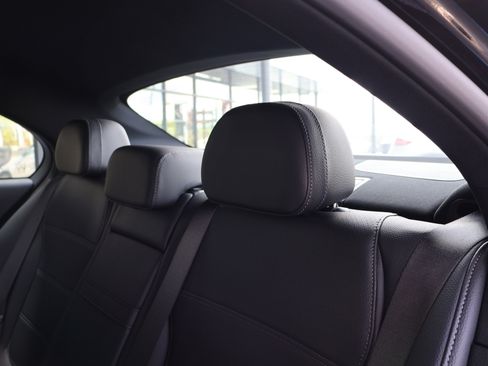 Certified 2025 Mercedes-Benz C 300 Sedan image 18