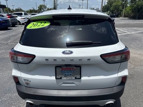 Used 2022 Ford Escape SEL FWD image 5