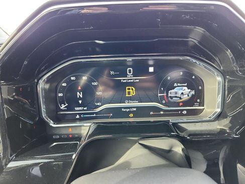 Certified 2023 GMC Sierra 1500 SLT w/ SLT Convenience Package image 25