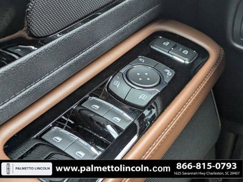 Used 2023 Lincoln Aviator Reserve w/ Equipment Group 201A image 24