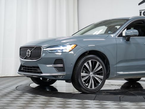 Certified 2023 Volvo XC60 B5 Plus w/ Climate Package AWD/4WD image 25