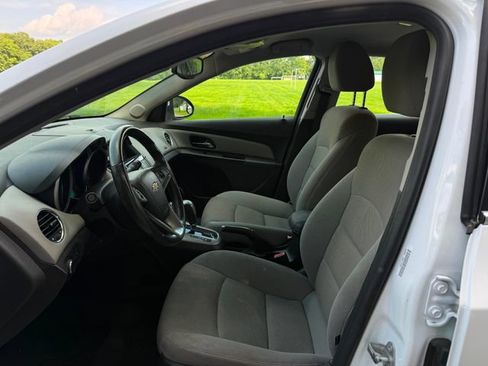 Used 2012 Chevrolet Cruze Eco FWD image 7