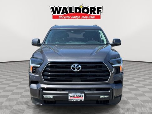 Used 2024 Toyota Sequoia SR5 w/ SR5 Premium Package AWD/4WD image 2