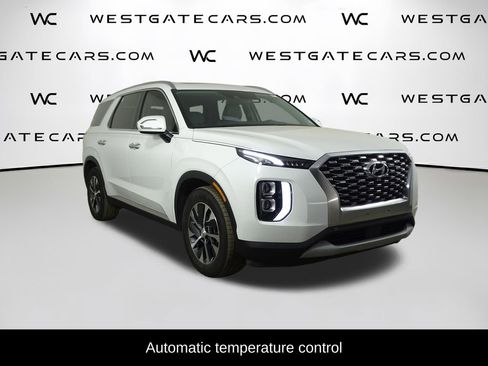 Used 2020 Hyundai Palisade SEL image 2