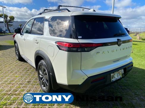 Used 2023 Nissan Pathfinder SV image 23