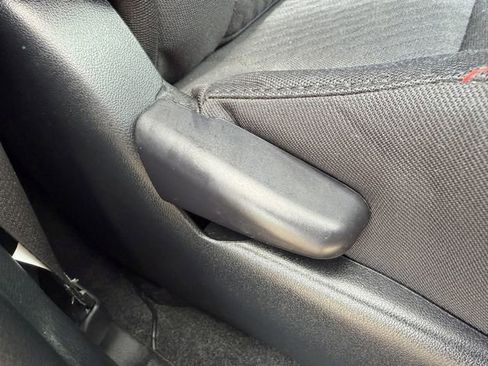 Certified 2022 Toyota Tacoma SR5 image 28