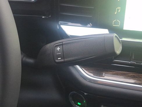 New 2026 GMC Sierra 1500 Elevation image 7