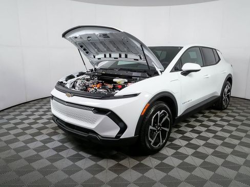 New 2026 Chevrolet Equinox EV LT image 31