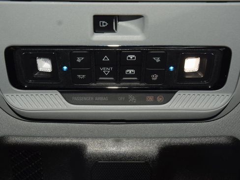 Used 2026 Ford F250 Lariat w/ Black Appearance Package image 46