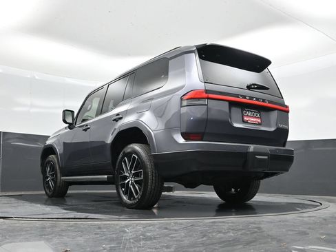 Used 2025 Lexus GX 550 w/ Accessory Package (2T) AWD/4WD image 52