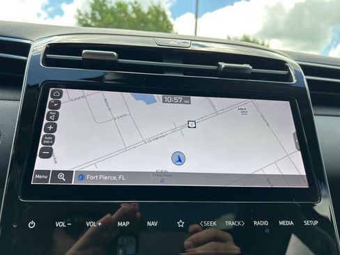 Used 2022 Hyundai Tucson Limited image 28