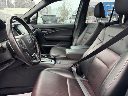 Used 2022 Honda Ridgeline Black Edition image 14
