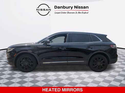 Used 2023 Lincoln Nautilus Reserve w/ Monochromatic Package AWD/4WD image 7