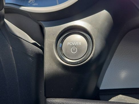 Certified 2026 Toyota Sienna XLE FWD image 22