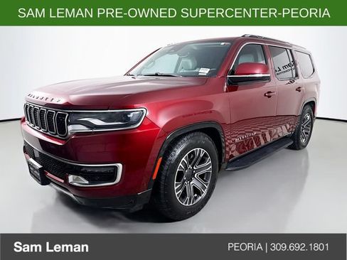 Used 2022 Jeep Wagoneer Series III AWD/4WD image 3