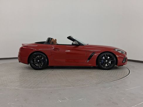 Certified 2023 BMW Z4 M40i w/ Premium Package image 8