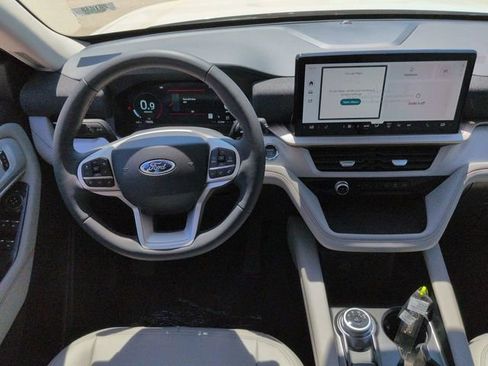 New 2026 Ford Explorer Active image 16