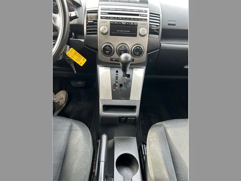 Used 2008 MAZDA MAZDA5 Sport FWD image 19