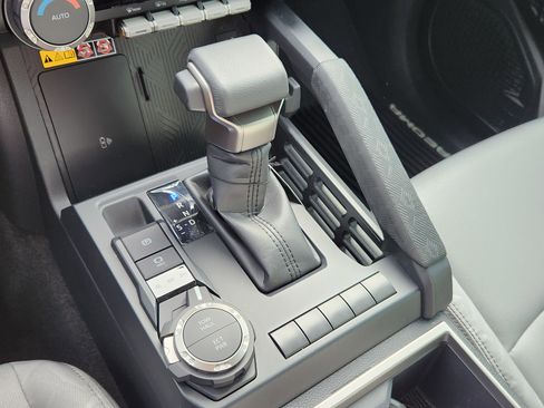 Used 2024 Toyota Tacoma SR5 image 23