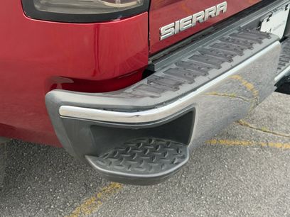 Used 2018 GMC Sierra 1500 SLT w/ SLT Premium Package