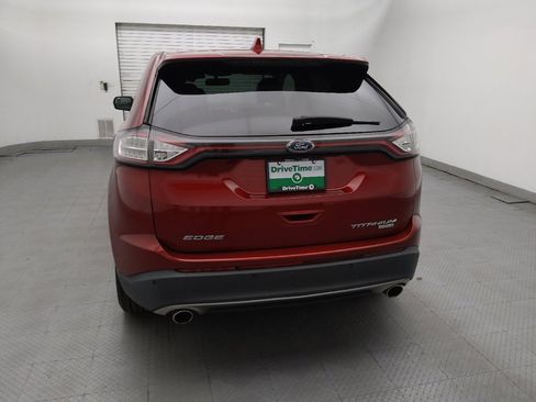 Used 2018 Ford Edge Titanium w/ Technology Package FWD image 6