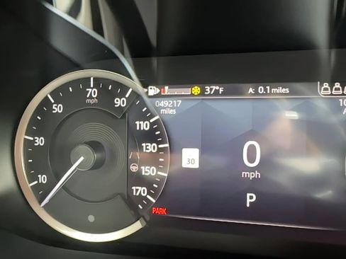 Used 2022 Jaguar F-PACE S image 9