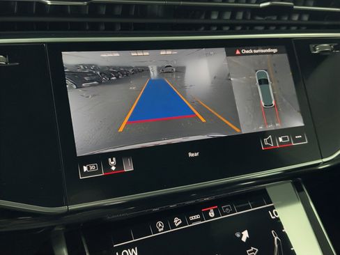 New 2026 Audi Q7 Premium image 24