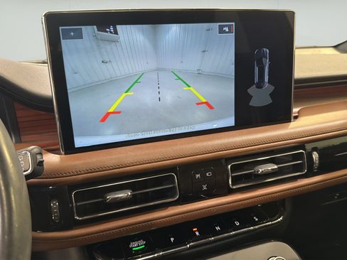 Used 2022 Lincoln Nautilus Reserve FWD image 16