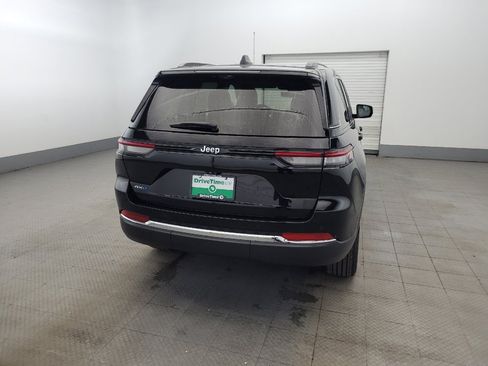Used 2022 Jeep Grand Cherokee Limited 4xe w/ Luxury Tech Group II AWD/4WD image 7