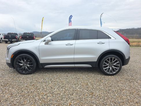 Used 2019 Cadillac XT4 Premium Luxury w/ Cold Weather Package image 8