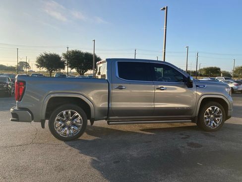 Used 2025 GMC Sierra 1500 Denali AWD/4WD image 3