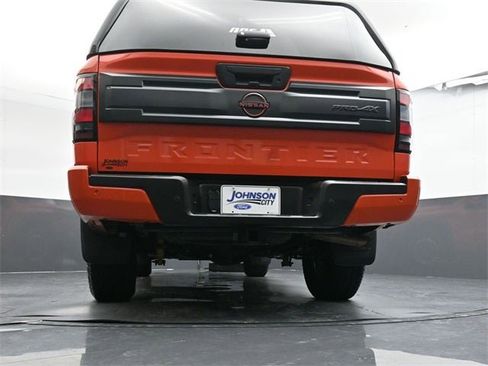 Used 2025 Nissan Frontier PRO-4X w/ Pro Premium Package image 34