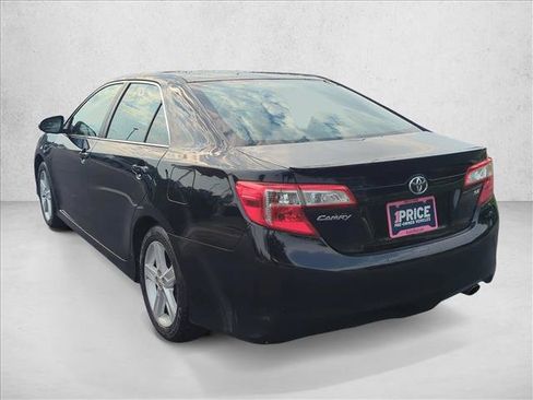 Used 2014 Toyota Camry SE FWD image 8