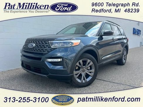 Certified 2023 Ford Explorer XLT w/ Equipment Group 202A AWD/4WD image 1