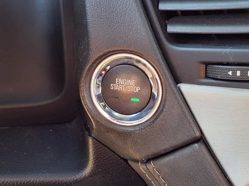 Used 2020 GMC Yukon Denali w/ Open Road Package image 22