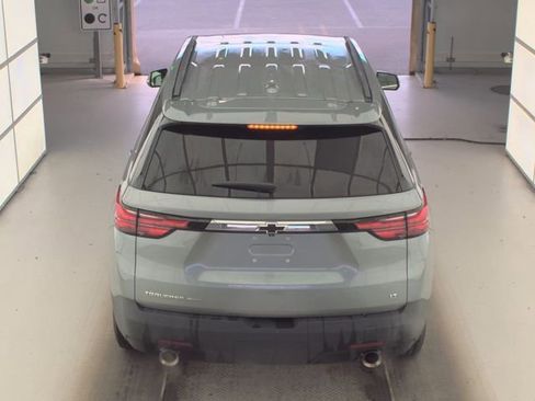 Used 2023 Chevrolet Traverse LT AWD/4WD image 5