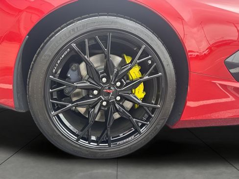 Used 2024 Chevrolet Corvette Stingray Coupe w/ 1LT RWD image 11