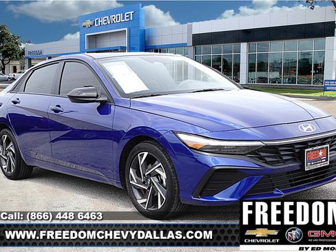 Used 2025 Hyundai Elantra Sport FWD image 1